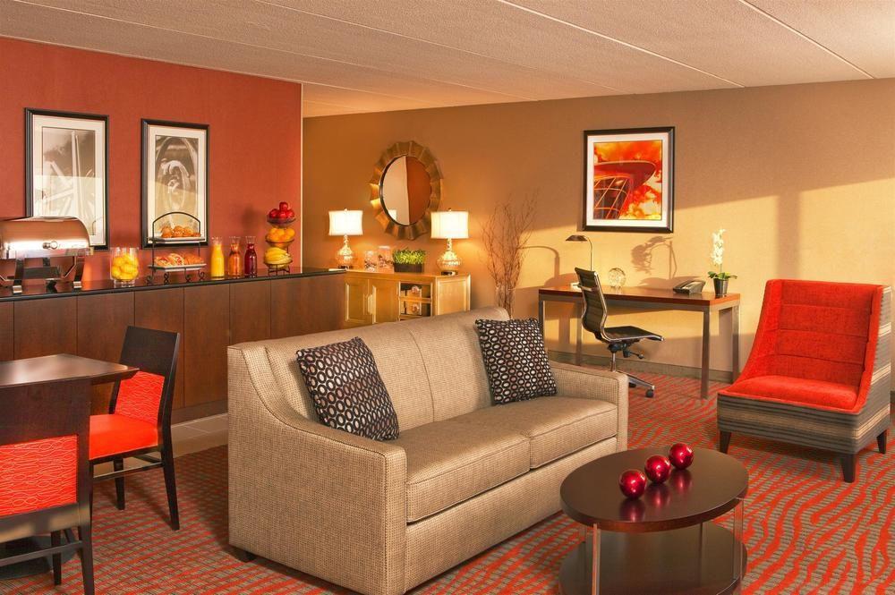 Four Points By Sheraton Milwaukee North Shore Brown Deer Eksteriør billede