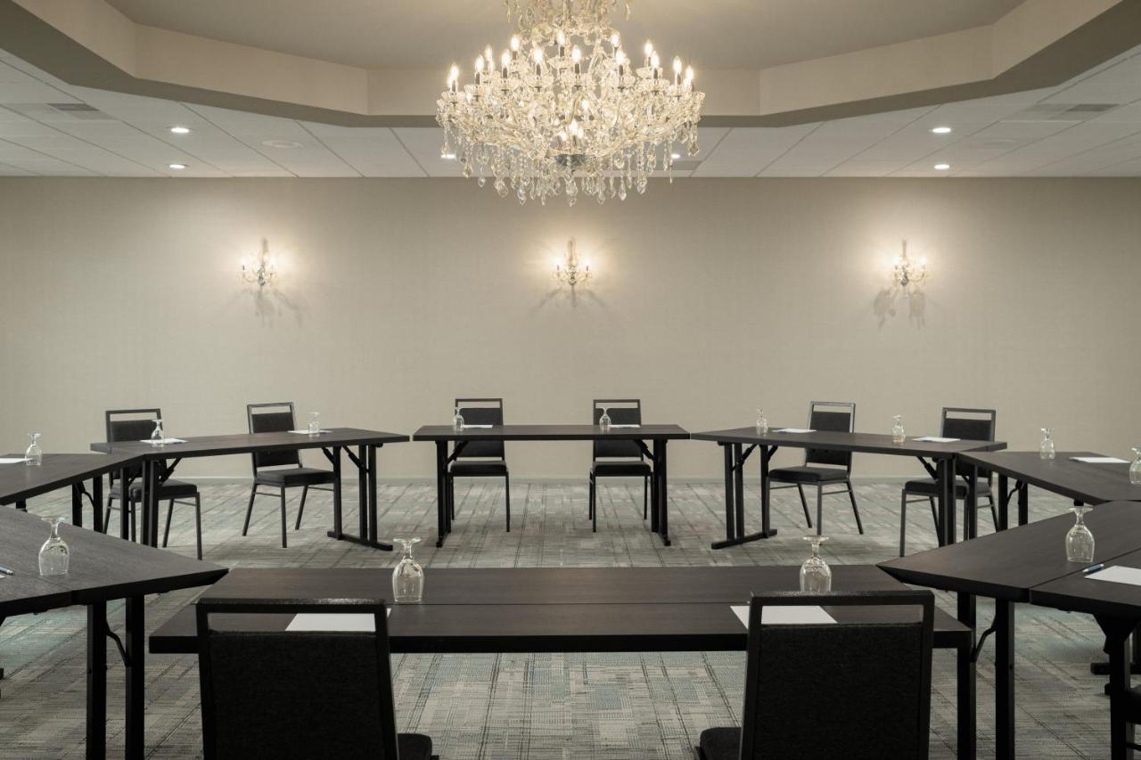 Four Points By Sheraton Milwaukee North Shore Brown Deer Eksteriør billede