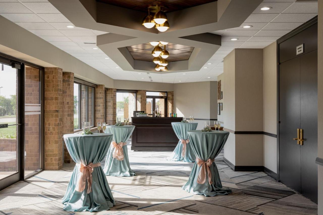 Four Points By Sheraton Milwaukee North Shore Brown Deer Eksteriør billede