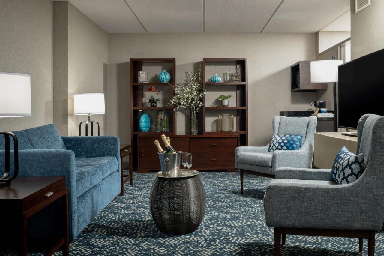 Four Points By Sheraton Milwaukee North Shore Brown Deer Eksteriør billede