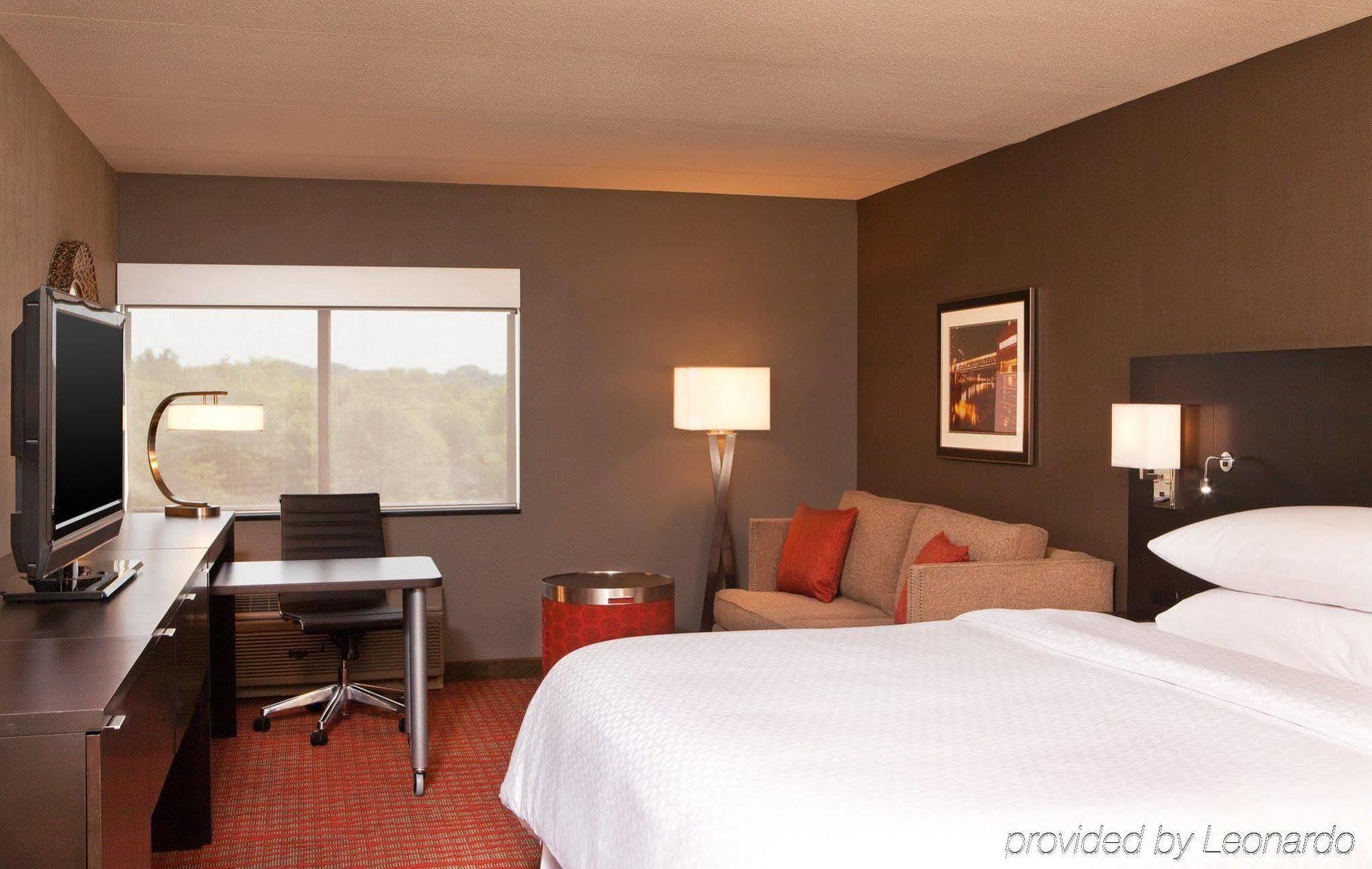 Four Points By Sheraton Milwaukee North Shore Brown Deer Eksteriør billede